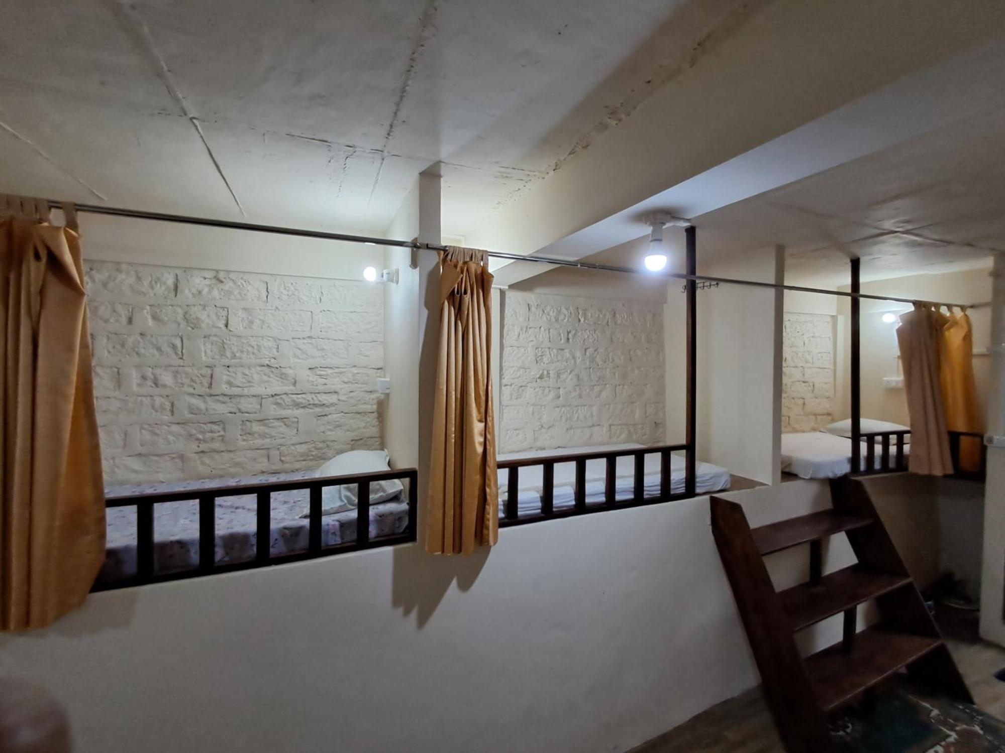 Dormitories/Hosteller, Giftland Homestay Āīzawl Kültér fotó