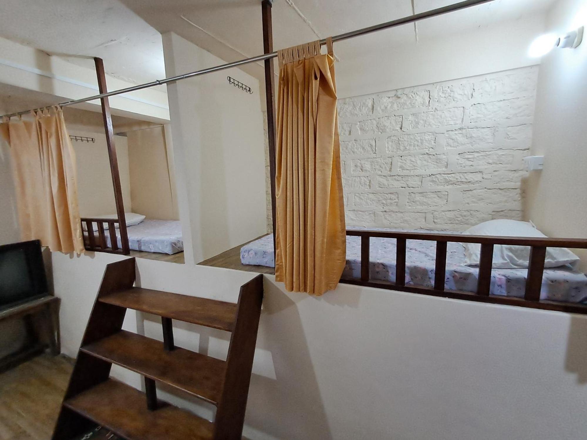 Dormitories/Hosteller, Giftland Homestay Āīzawl Kültér fotó